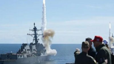 Donald Trump Umumkan Misi Kawal Kapal, Iran Siap Hadang