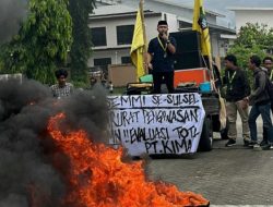 Ricuh Demo PT KIMA, Kader SEMMI Dilarikan ke Rumah Sakit Usai di Hantam APAR