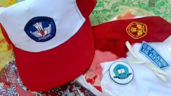 Kepala SD Inpres Pullauweng Bagikan Seragam Sekolah Gratis untuk 62 Siswa, Ringankan Beban Orang Tua