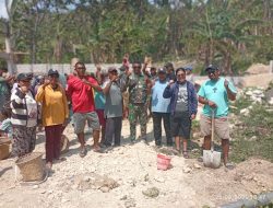 Gotong royong warga desa kilmasa membangun koperasi merah putih desa kilmasa. 