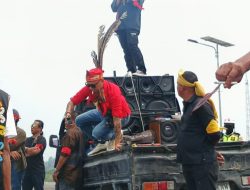 Akses Jalan KIPI Ditutup 3 Jam, Warga Tagih Ganti Rugi Lahan dan Soroti Dampak Industri
