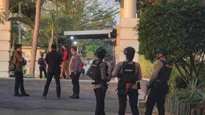 Kortastipidkor Polri Geledah Kantor dan Rujab Bupati Gowa, Usut Dugaan Pungli PBG-SLF