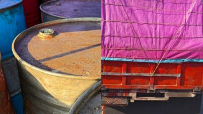 Terungkap! 48 Drum Solar Subsidi Diamankan Polres Bone di Jalur Bone–Bulukumba
