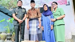 Danrem 141/Tp Gelar Anjangsana dan Bakti Sosial, Bagikan Sembako kepada Warga Bone