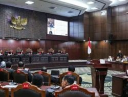 Independensi MK Digugat, Sembilan Hakim Diadukan ke MKMK Hingga Diminta Diberhentikan